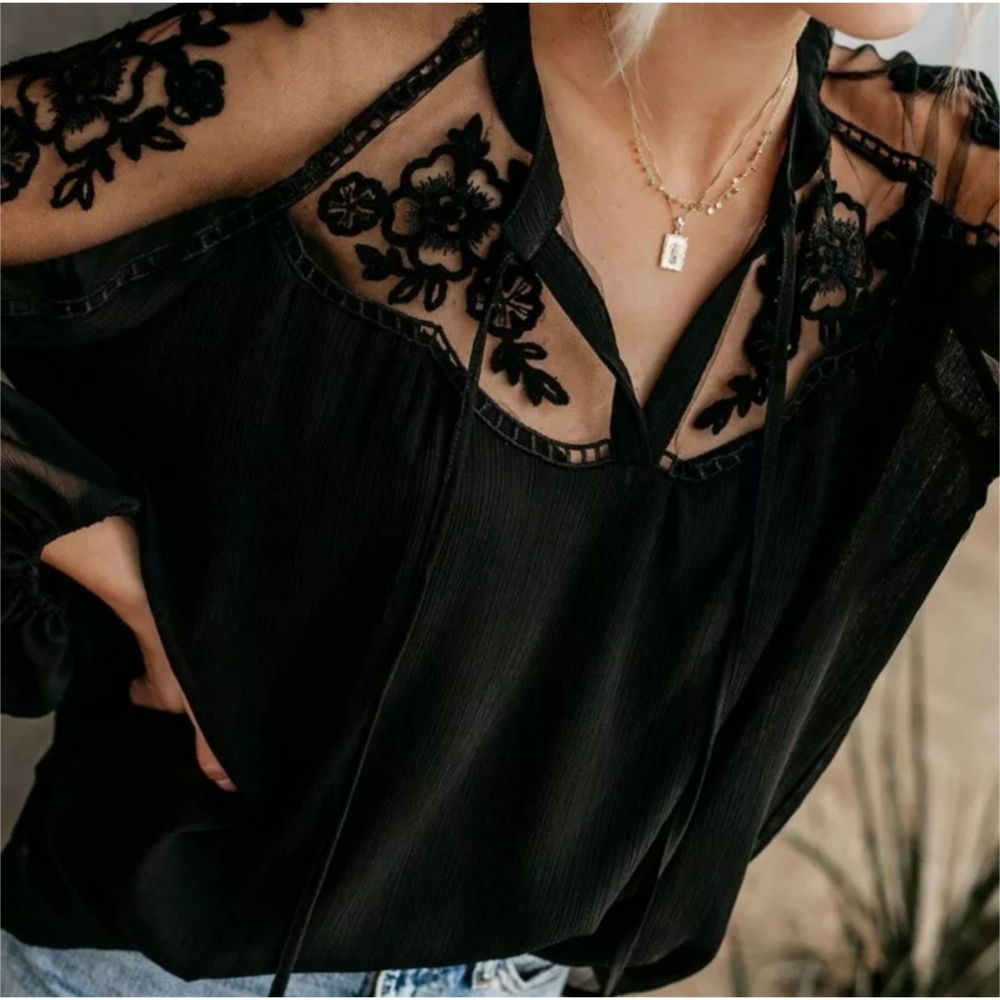 5⭐Black boho floral lace embroidered chiffon top - Picture 3 of 5